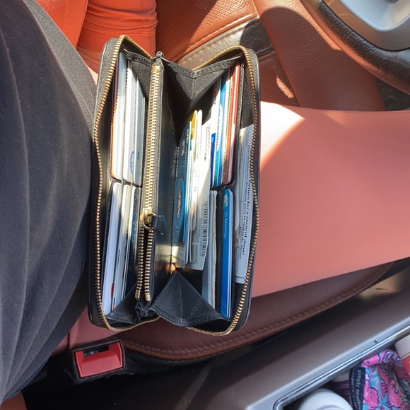 Burberry Purse and Wallet - Picture 4 of 5